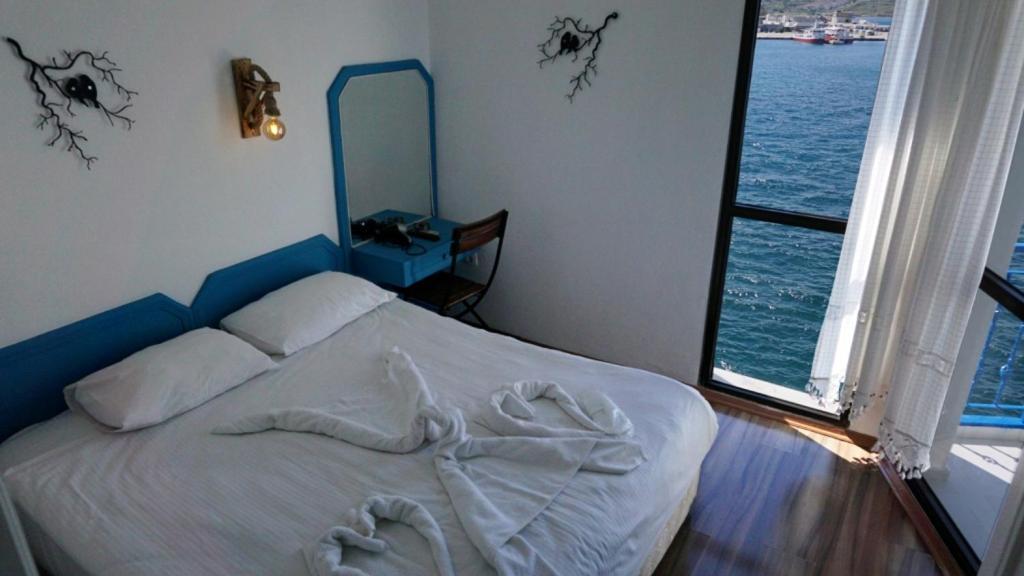 Marin Hotel Cesme Ngoại thất bức ảnh